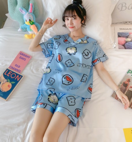 Bộ pijama short vải phi nền xanh cổ tim in mèo gà lớn