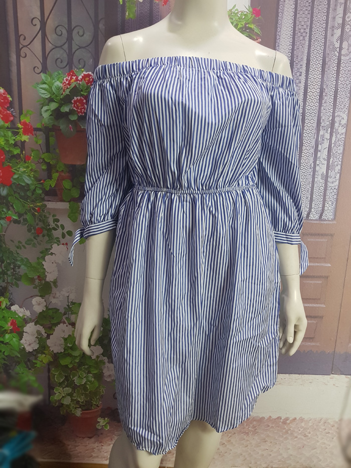 Đầm vải sọc dọc xanh trắng bẹt vai size 1XL